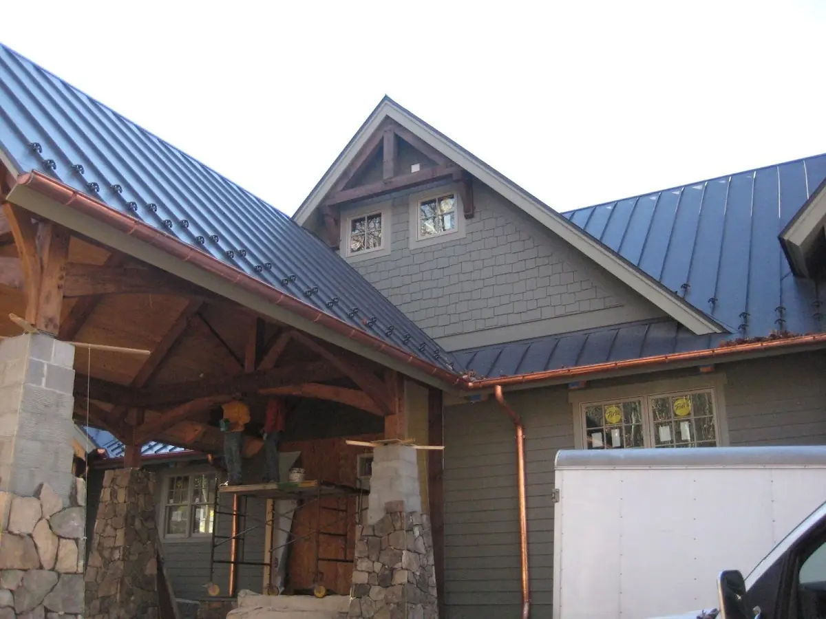 Craftsman Roofing team delivering quality roofing work in South Central